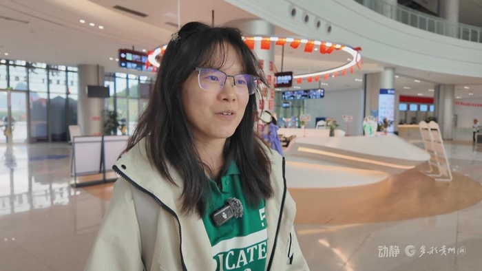 河南游客郑怡繁