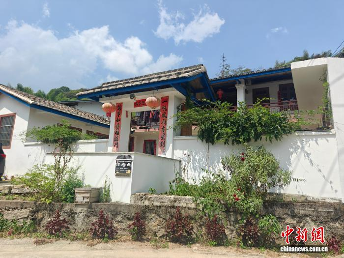 9月27日，福州市晋安区日溪乡点洋村，村民将自家民居改为民宿。叶秋云 摄