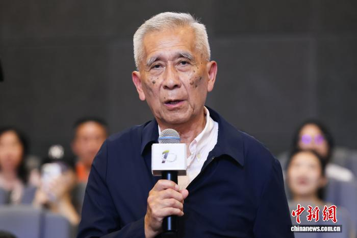 2026年9月26日，费穆之子费明煦发表感言。 平遥国际电影展组委会 供图