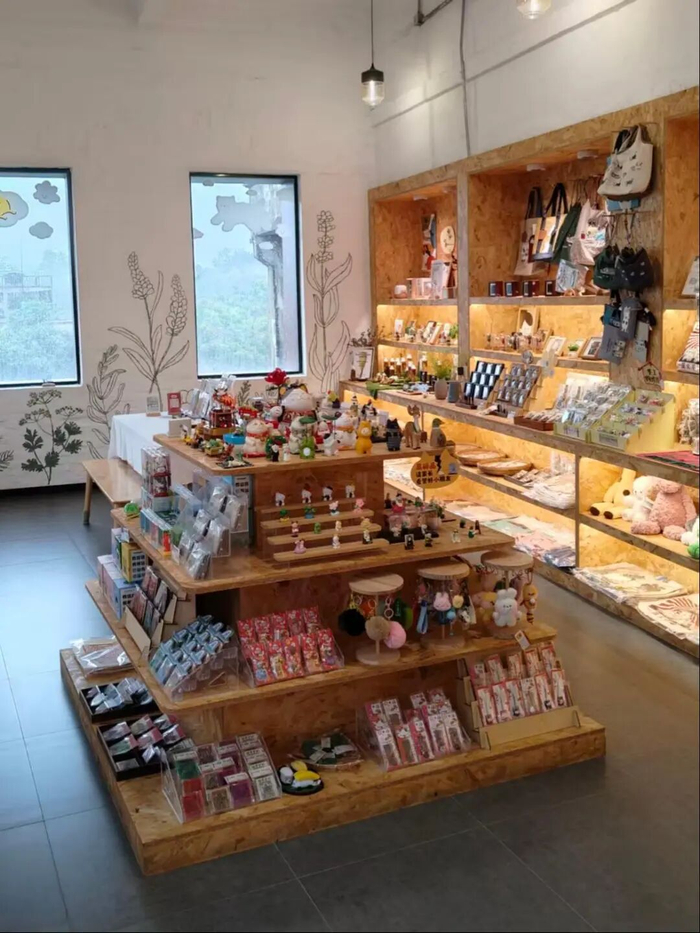 休息日文创店