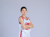 不要被影响心态！孙晗昀半场8中3&罚球4中2拿到8分7板1帽