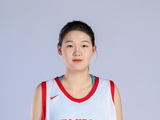 媒体人：U18女篮目前看对孙晗昀和庞云舒的使用稍微有点保守