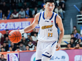 手感冰凉！孙铭徽10中2低效拿到4分5板6助2断