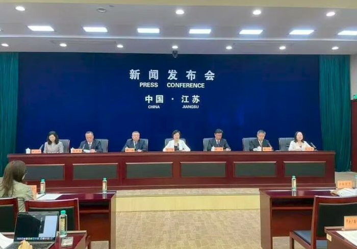    新闻发布会现场  