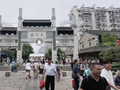 一条老街，为什么年轻人逛一整天还嫌不够？