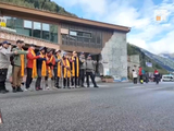 守护雪山之巅 他在海拔数千米不断托举生命的希望