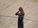 文班缺乏终结能力能否成为MVP？詹姆斯：他改变了比赛的所有方面