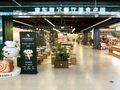 不只跨店集单！机器人上菜、悬挂链传餐、超市互融，京东七鲜美食MALL进京赴考