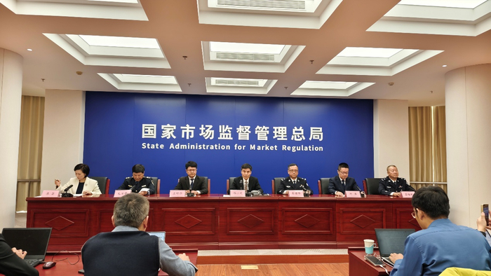 嵇小灵正在发言 图片来源：每经记者 张宏 摄
