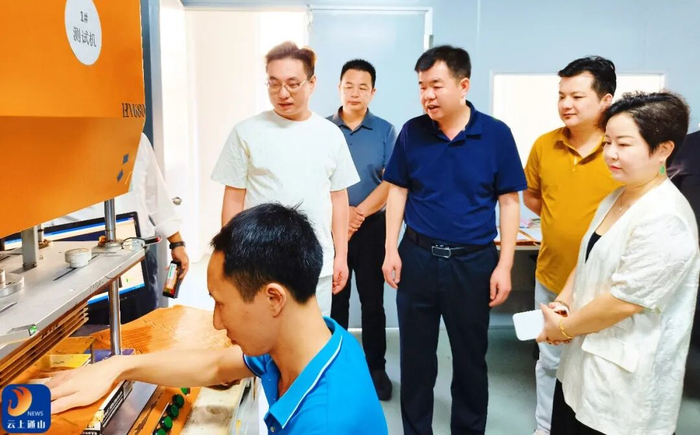 ▲吴涛带队赴广东湛江、深圳、东莞等地开展精准招商考察。