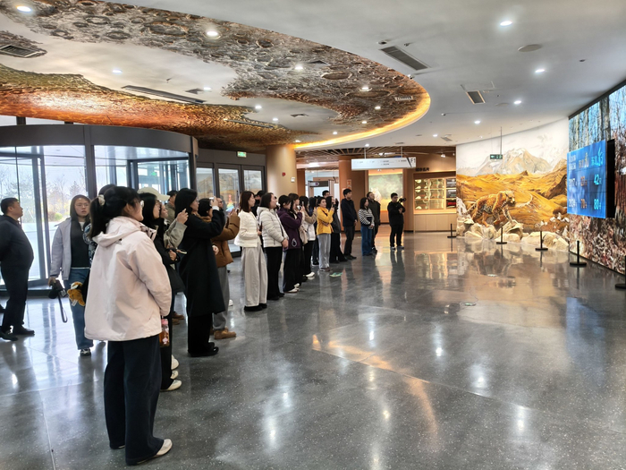 许一鸣 李熙宁 摄