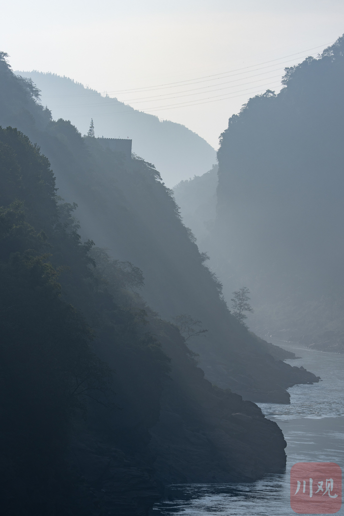 10月17日在雅安芦山县拍摄的飞仙峡