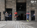 萨维、赵家驹和闪电机器人首次同框赛跑