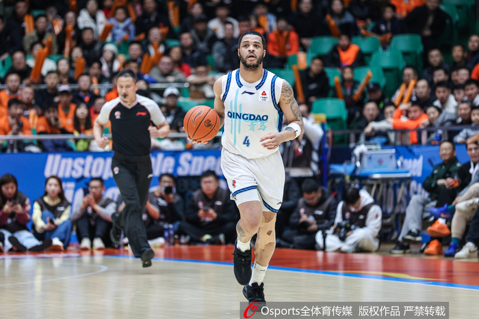 杀伤不少！韦瑟斯庞半场12中4拿15分6板 罚球9中7