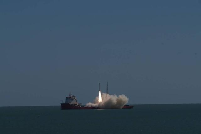 谷神星一号海射型（遥八）山东近海发射成功。摄影：王彦 星河动力航天供图