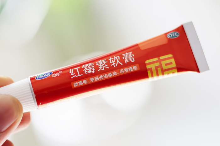 ▲红霉素软膏 资料配图 据视觉中国