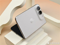iPhone Duo上手体验：质感惊艳但屏下摄像头很尴尬