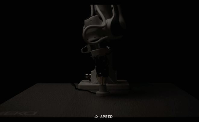 （来源：Eka Robotics）