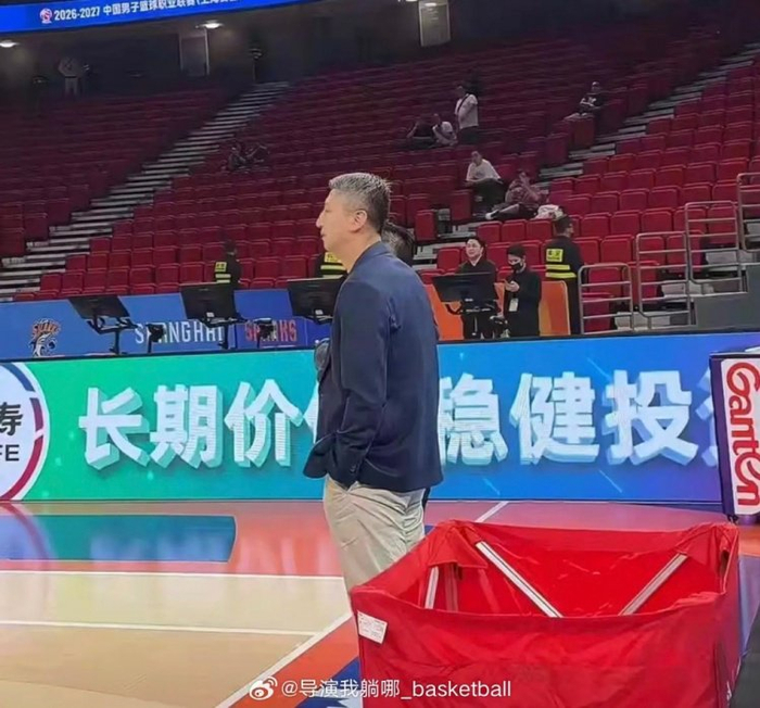 图片来源：微博@导演我躺哪_basketball