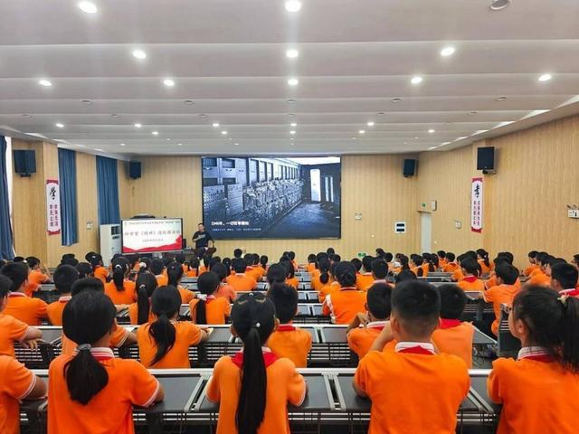 讲座现场。（受访者供图）