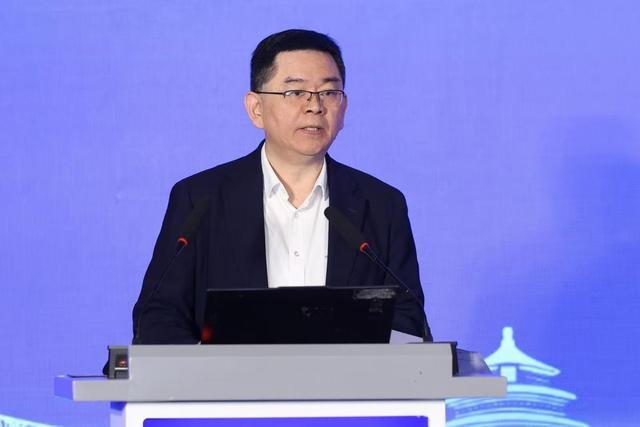 北京市卫生健康委员会党委书记、副主任（兼）钟东波。主办方供图