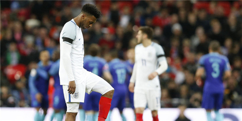 热身-瓦尔迪连场破门英格兰1-2荷兰