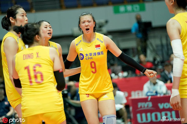 中国完胜美国后激动庆祝