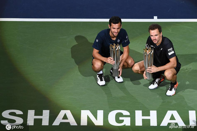 上海赛帕维奇／索阿雷斯夺冠