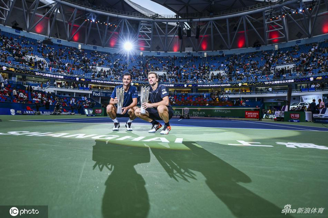 上海赛帕维奇／索阿雷斯夺冠