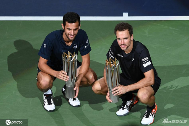 上海赛帕维奇／索阿雷斯夺冠