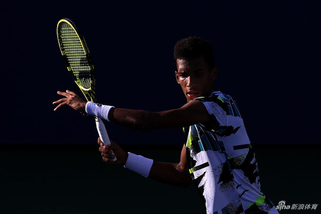 美网阿利亚西姆3-0晋级16强