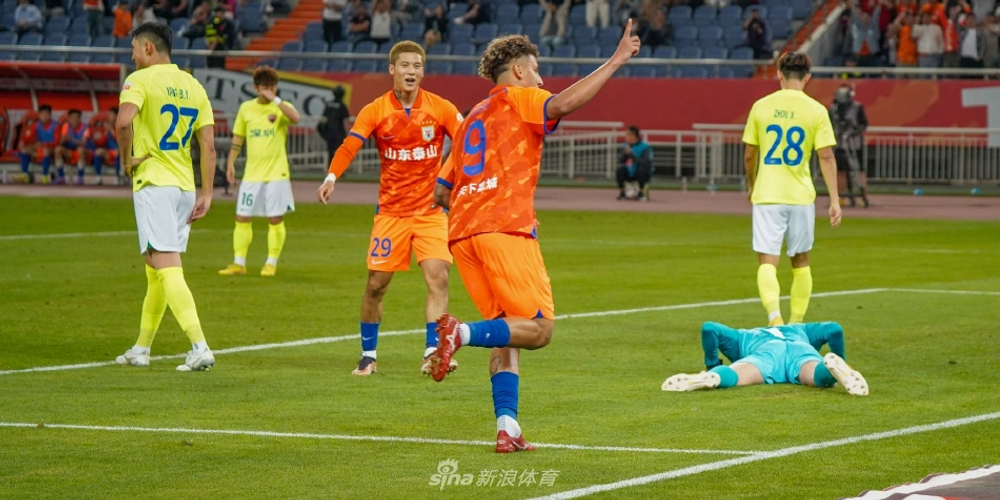 [中超]山东泰山3-0深圳队