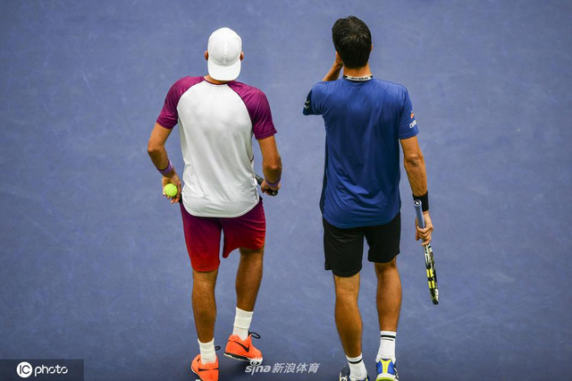 上海赛帕维奇／索阿雷斯夺冠