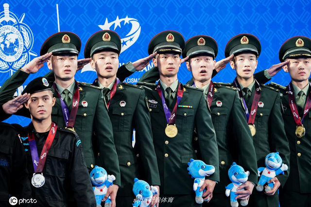 8           2019年10月23日,湖北武汉,2019世界军人运动会羽毛球