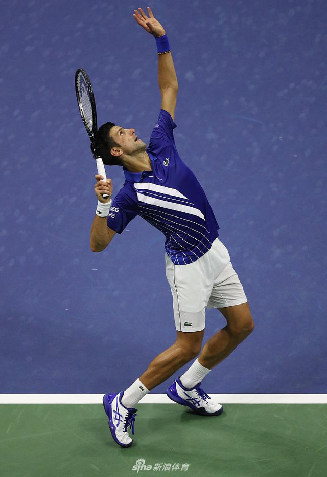 美网德约科维奇3-0德祖赫