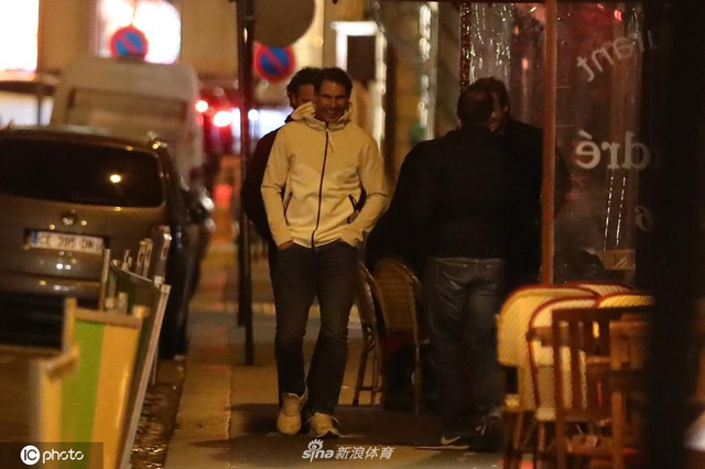 什么时候才能够和你漫步在街头 w640slw.jpg