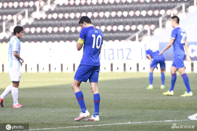 [亚冠]上海申花1-4负蔚山现代 小组出局