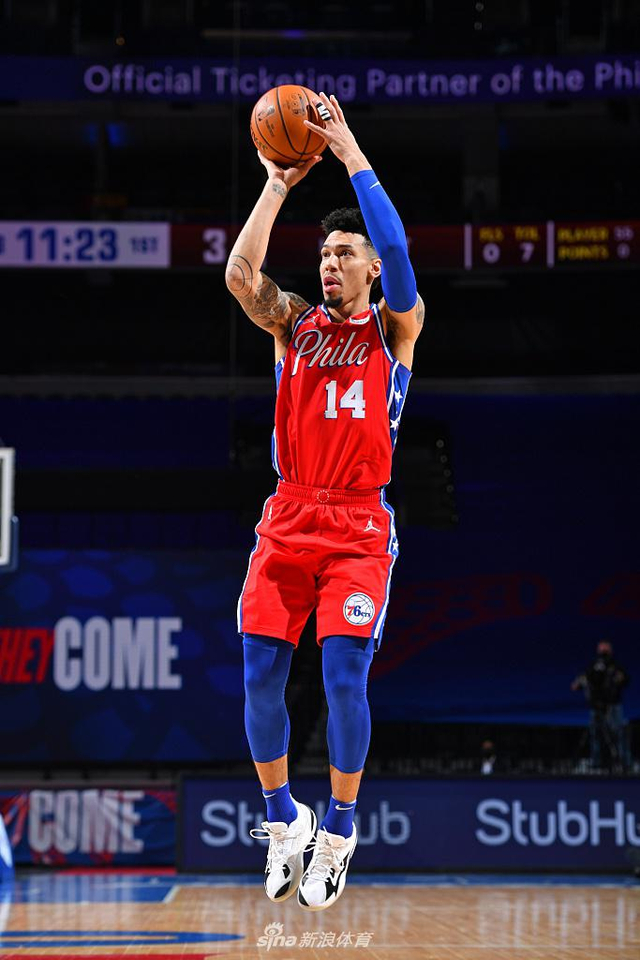 热火NBA比分回顾赛季高光时刻多点开花展现团队韧性