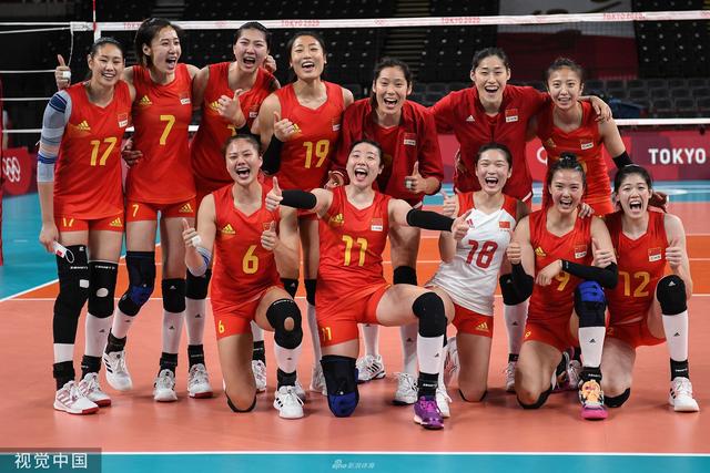 中国女排3-0完胜意大利