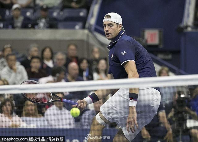 [美网]米沙·兹维列夫3-0伊斯内尔