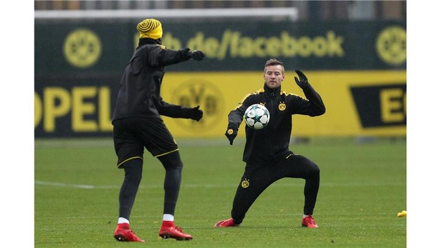 奥巴梅扬又换发型了！