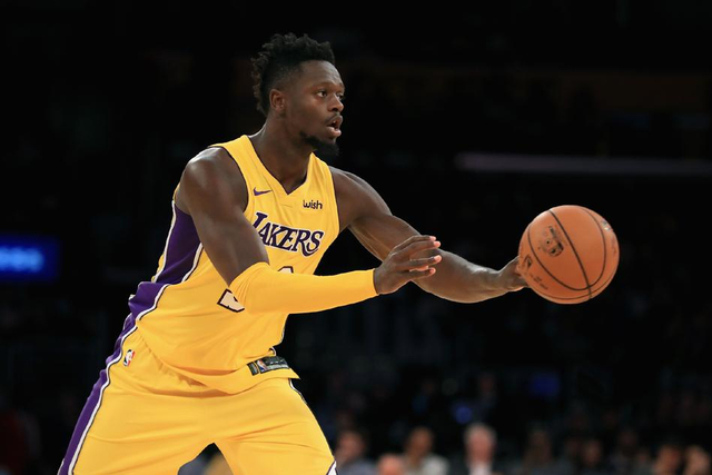 湖人球员兰德尔23岁生日快乐