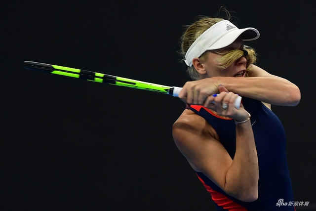 沃兹尼亚奇反拍进攻