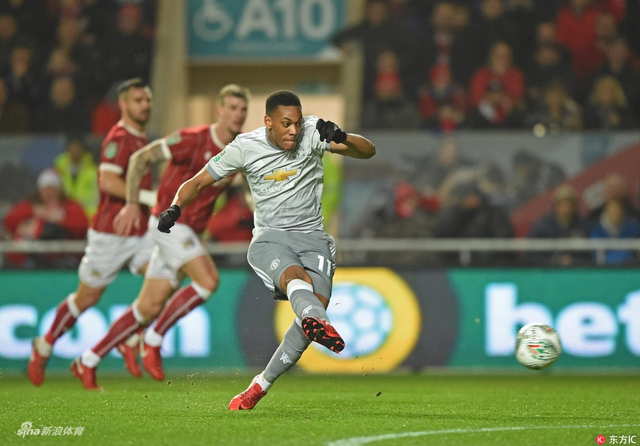 马夏尔外围劲射