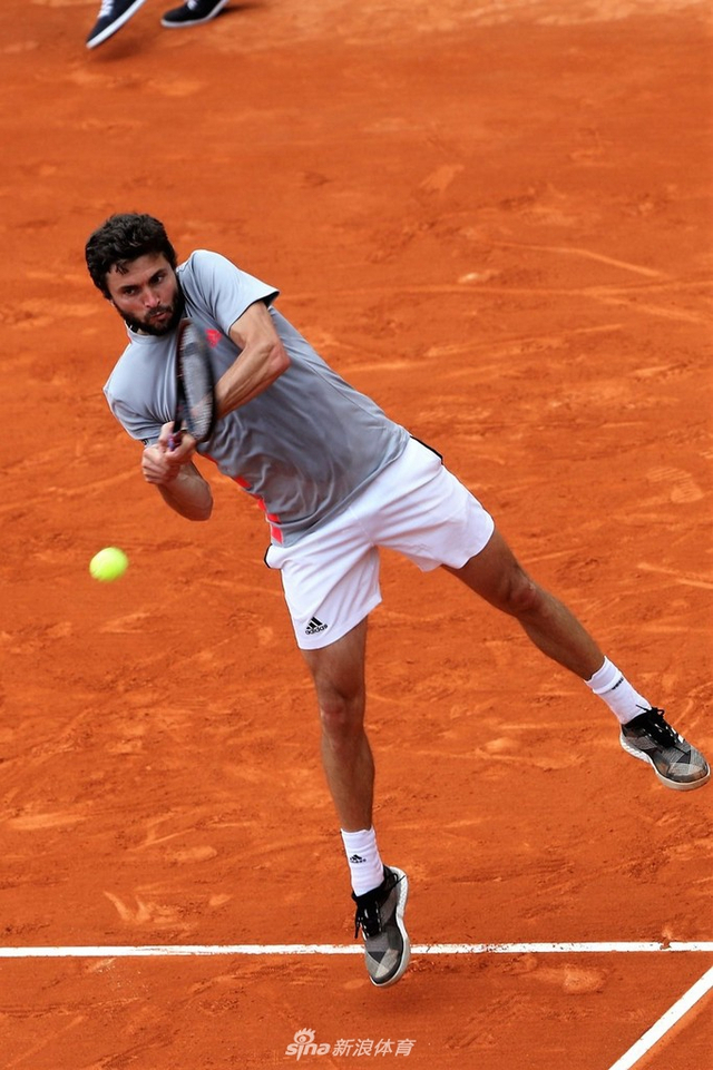 蒙特卡洛赛西蒙晋级次轮