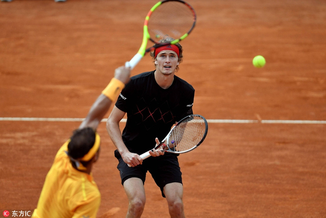 罗马赛纳达尔2-1兹维列夫夺冠