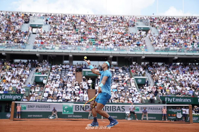 新浪直击法网纳达尔晋级16强