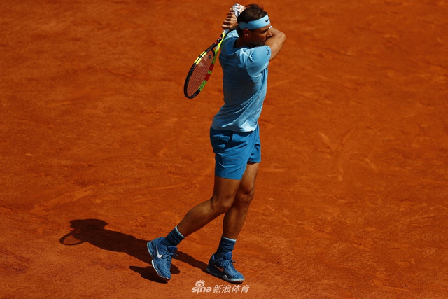 新浪直击法网纳达尔晋级16强