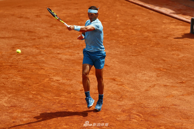新浪直击法网纳达尔晋级16强