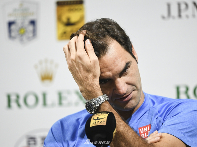 新浪直击费德勒出席上海赛发布会